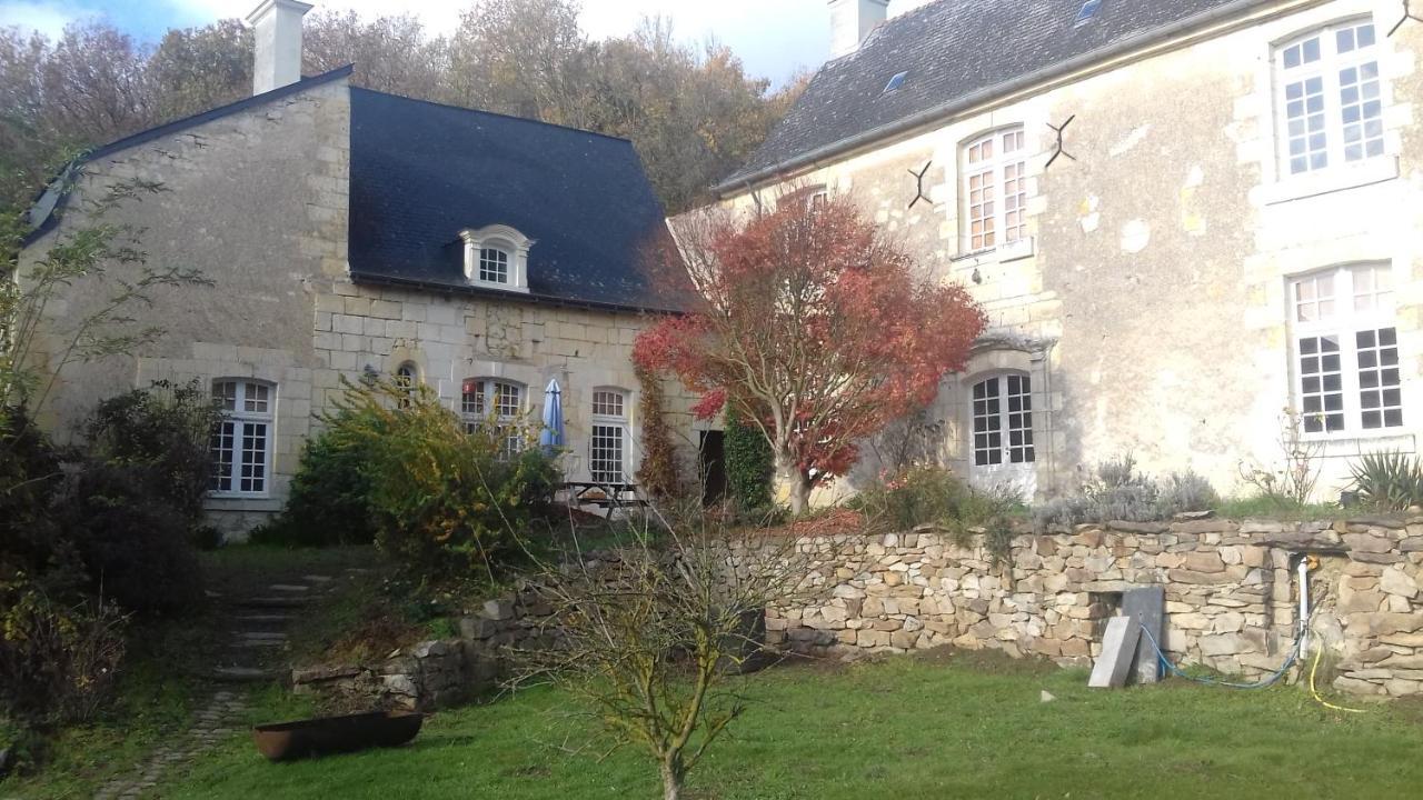 Bed and Breakfast Manoir De La Fontaine Du Chene Coutures  Exteriér fotografie